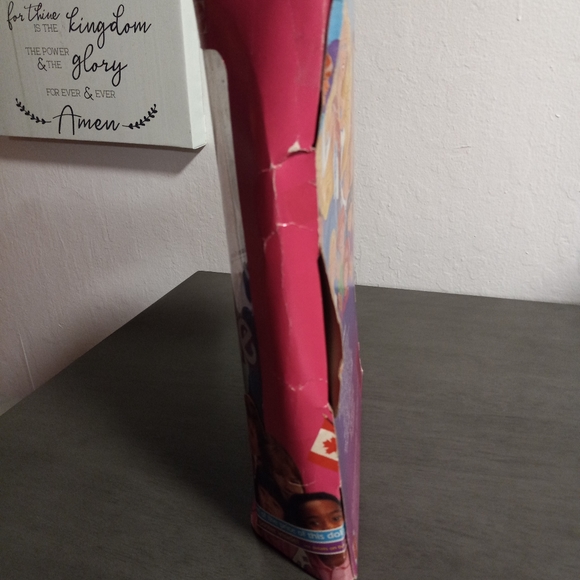 1989 Unicef Barbie No.1920 - Picture 5 of 7